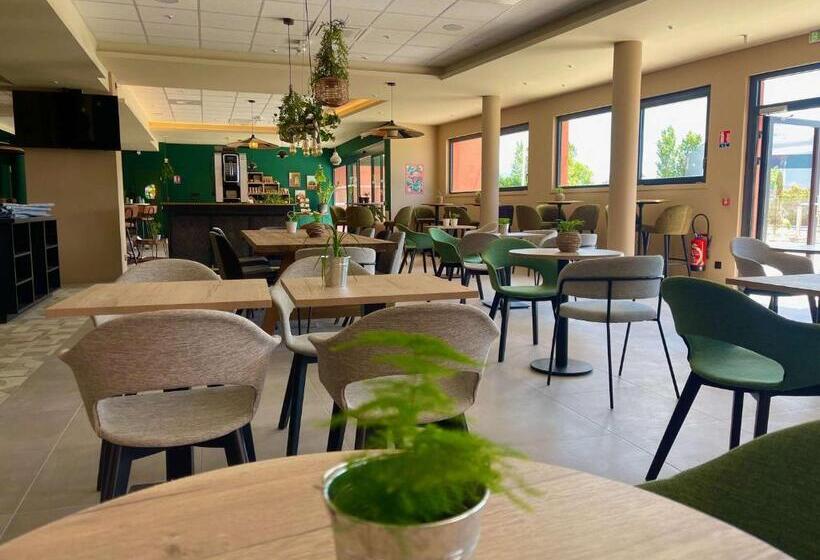 Aparthotel Adagio Access Porte De Camargue