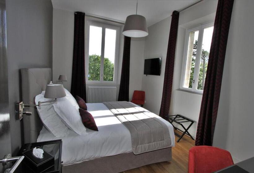فندق Manoir De Montigny