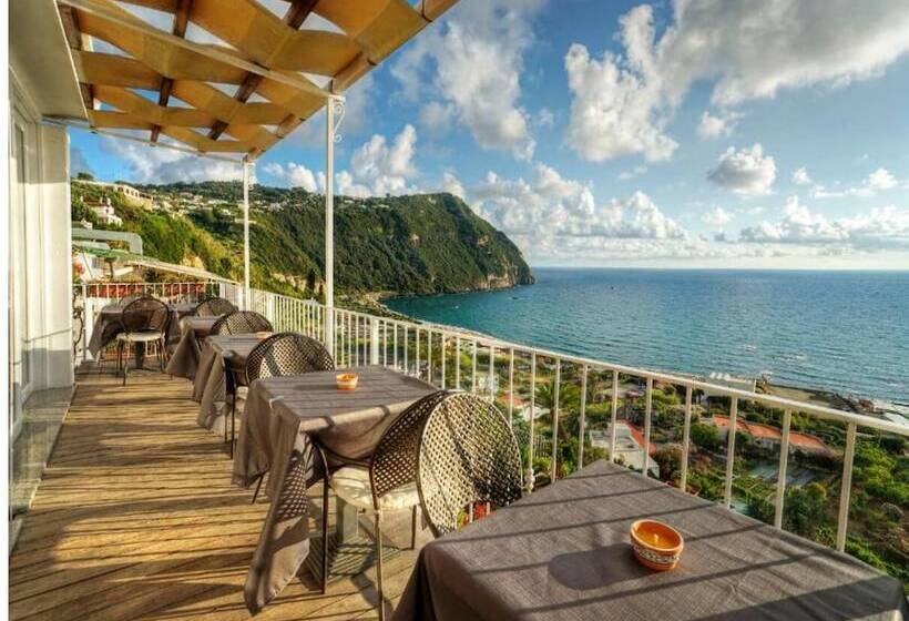 펜션 Room In B&b   Standard Double Or Twin Room In Ischia Per 2 People