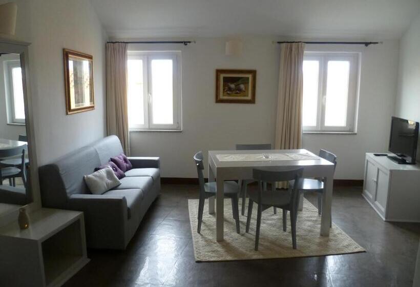 فندق Albergo Residenziale La Corte