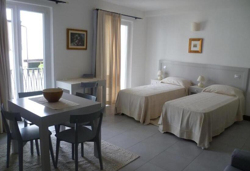 فندق Albergo Residenziale La Corte