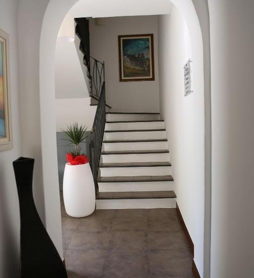 فندق Albergo Residenziale La Corte
