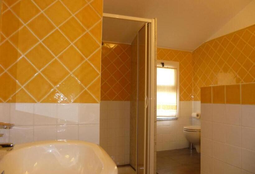 فندق Albergo Residenziale La Corte