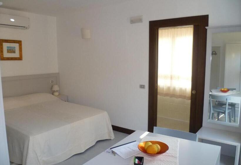 فندق Albergo Residenziale La Corte