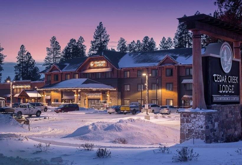 בית מלון כפרי Cedar Creek Lodge & Conference Center