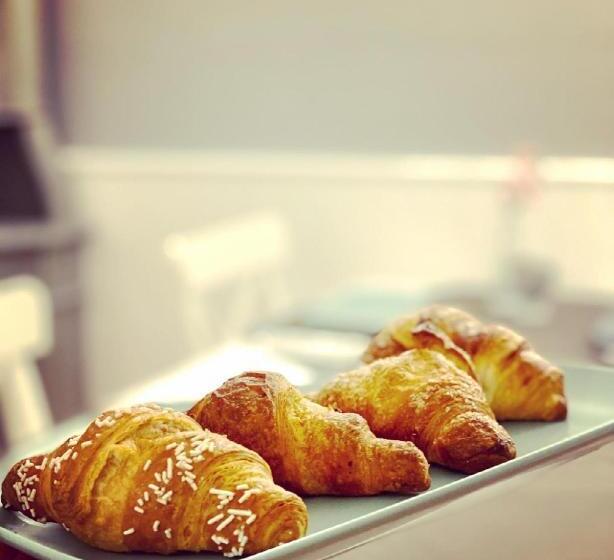 فندق Enjoy Ledro B&b