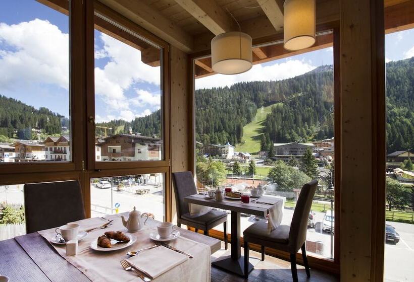 هتل Garni Caminetto