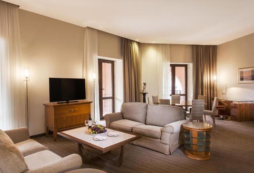 هتل Grand Resort Jermuk