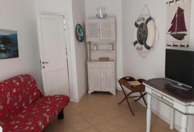 هتل Il Nido Dei Gabbiani