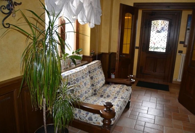 호텔 La Piazzetta Rooms & Breakfast