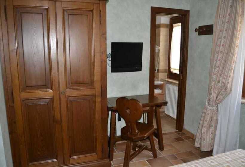 호텔 La Piazzetta Rooms & Breakfast