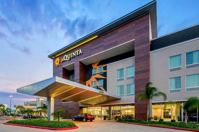 هتل La Quinta By Wyndham Mcallen Convention Center
