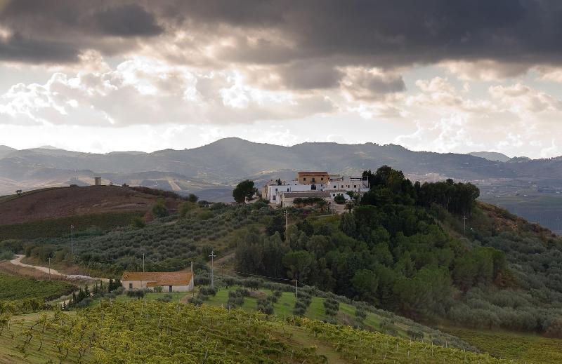 هتل Agriturismo Sirignano Wine Resort