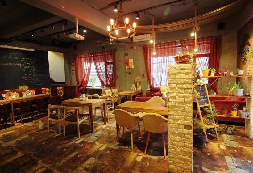 בית מלון כפרי Buzz Lightyear Youth Hostel