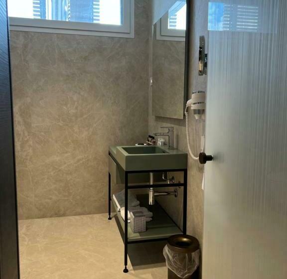 هتل Ceccarini 9 Home Suite Home
