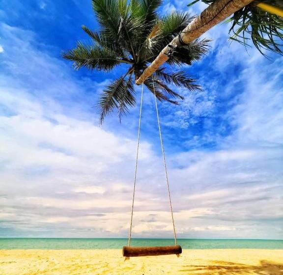 ホテル C&n Kho Khao Beach Resort   Sha Plus