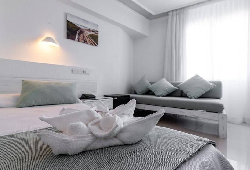 Отель Hostal Bellavista Formentera
