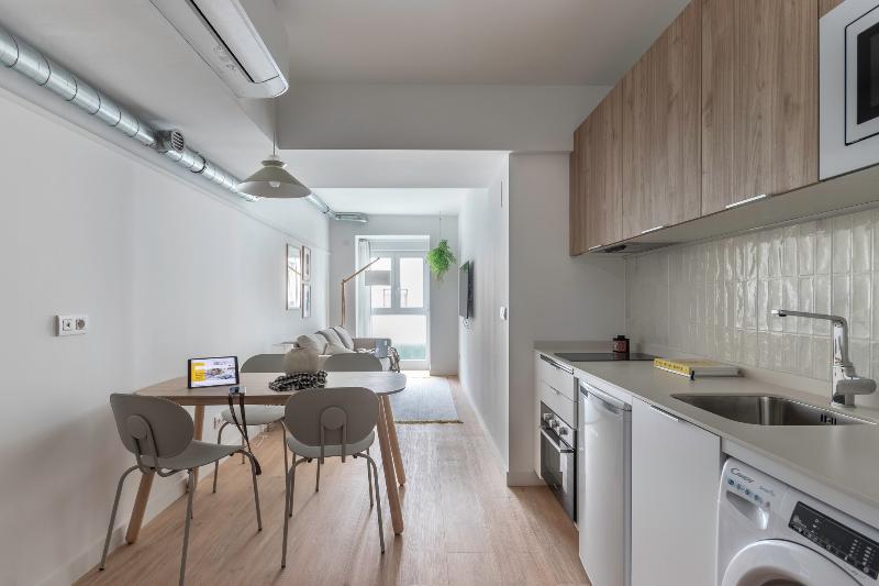 בית מלון כפרי B48 Bilbao Abando Serviced Apartments