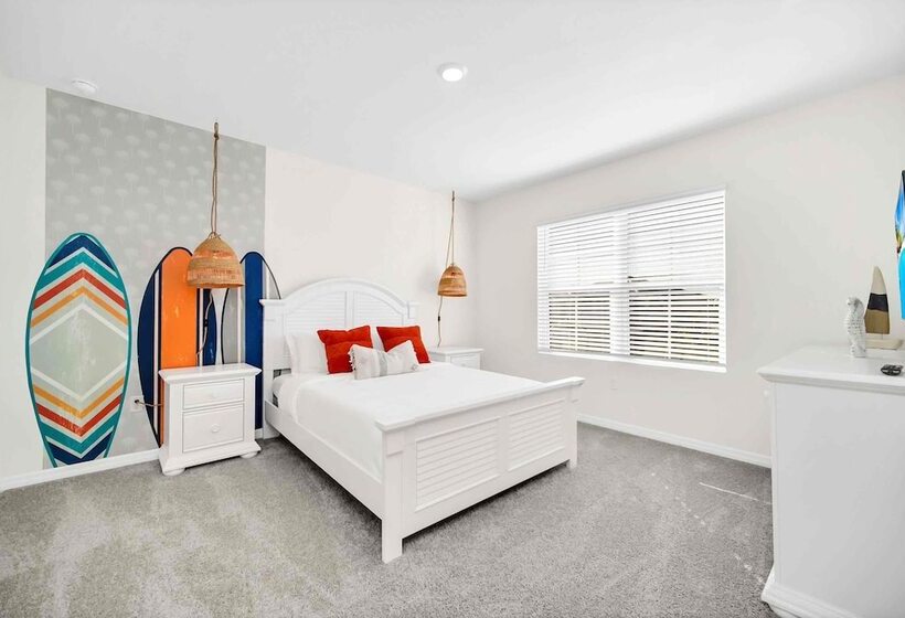 Resort Oasis W/ Game Room: 11 Mi To Disney!