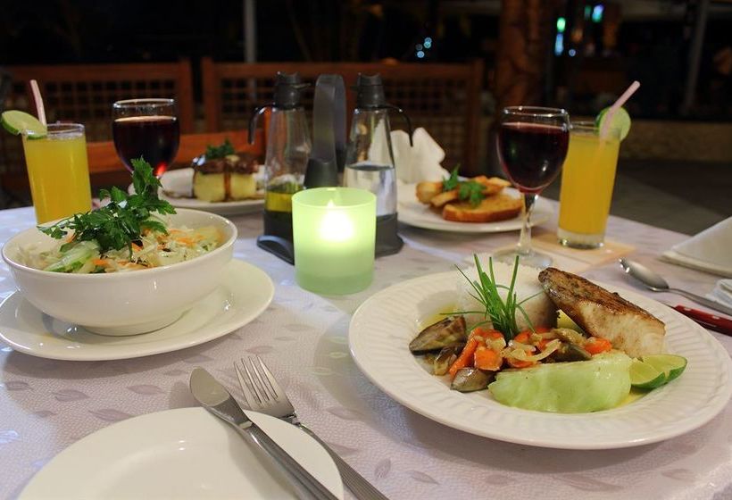 هتل Alotau International