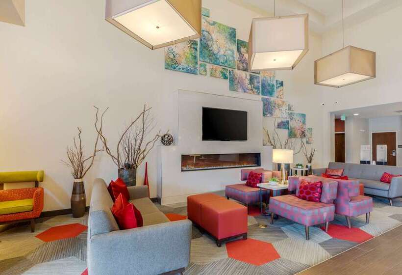 هتل Comfort Suites Loveland