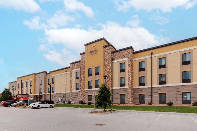 هتل Comfort Suites Loveland