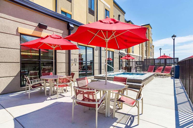 هتل Comfort Suites Loveland