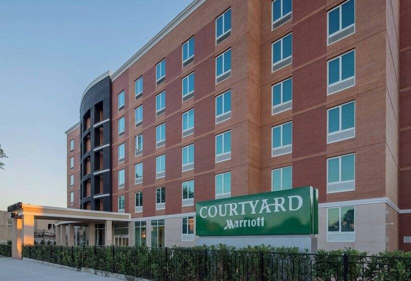 هتل Courtyard By Marriott New York Queens/fresh Meadows