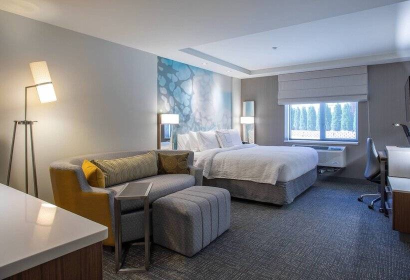 هتل Courtyard By Marriott New York Queens/fresh Meadows