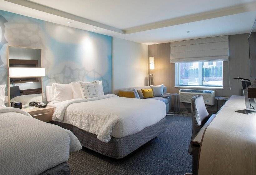 هتل Courtyard By Marriott New York Queens/fresh Meadows