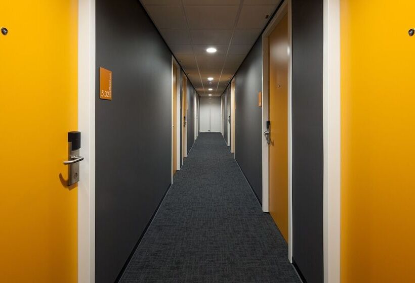 Easyhotel Amsterdam Arena Boulevard