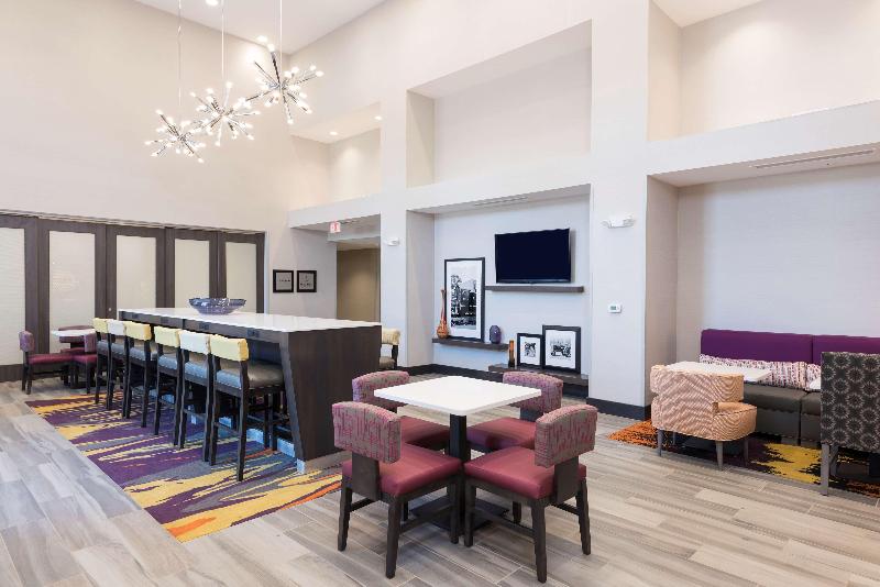 בית מלון כפרי Hampton Inn & Suites West Lafayette