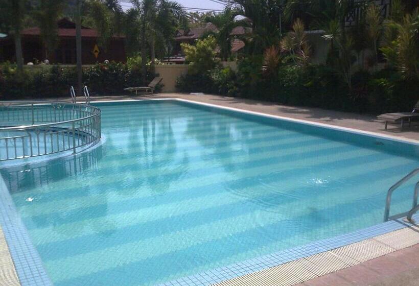 هتل Pangkor Bay View Beach Resort