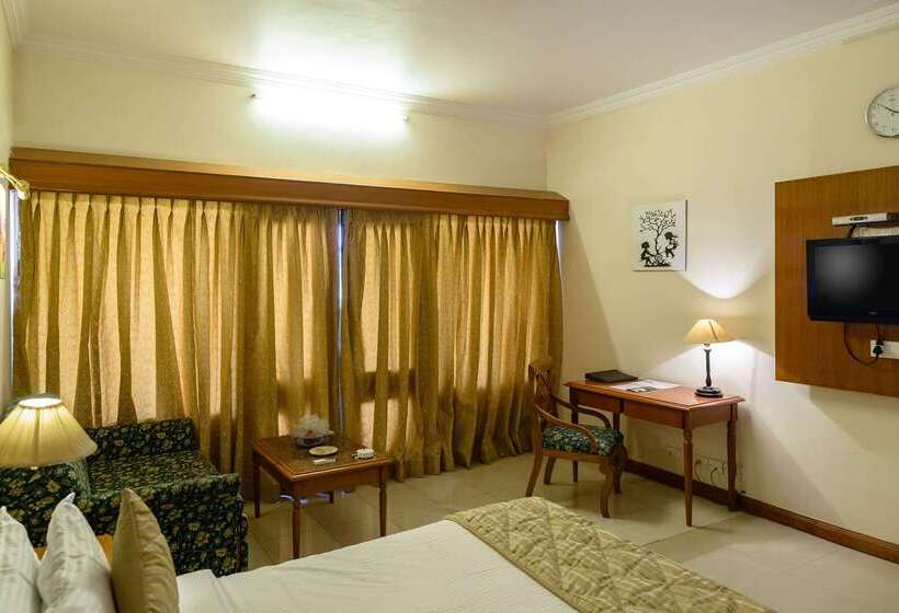 Отель Quality Inn Palms