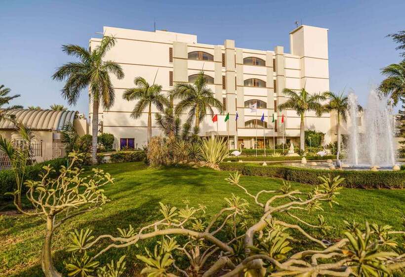 Отель Quality Inn Palms