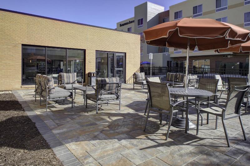 בית מלון כפרי Towneplace Suites By Marriottdetroit Canton