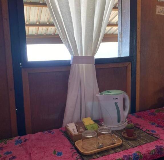 호스텔 The Station Tioman