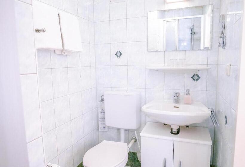 مبيت وإفطار 5rooms Frühstückspension