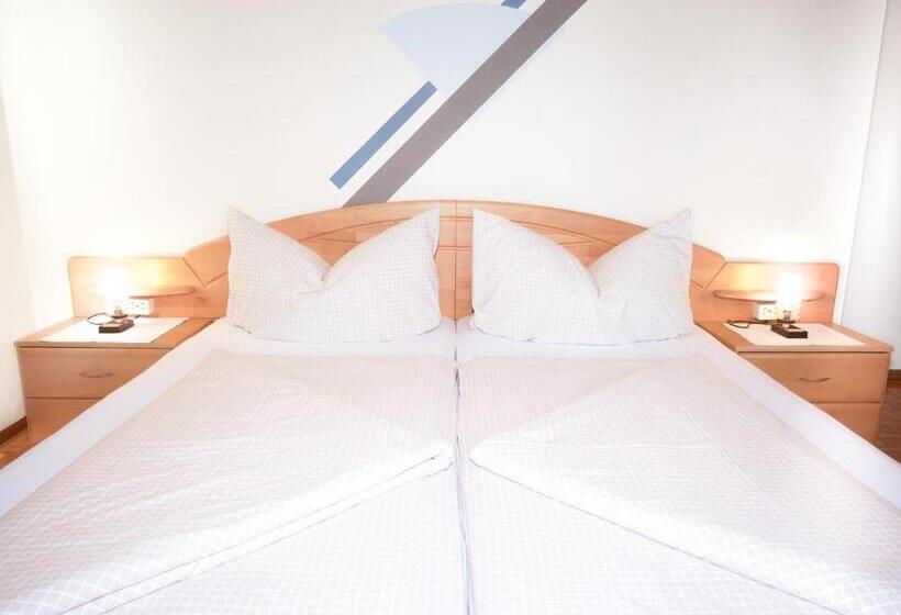 مبيت وإفطار 5rooms Frühstückspension