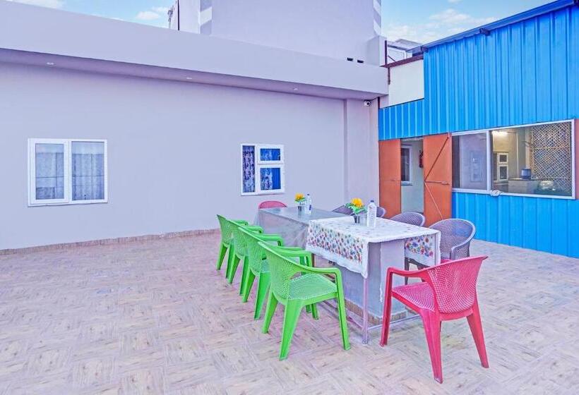 فندق O Royal Inn