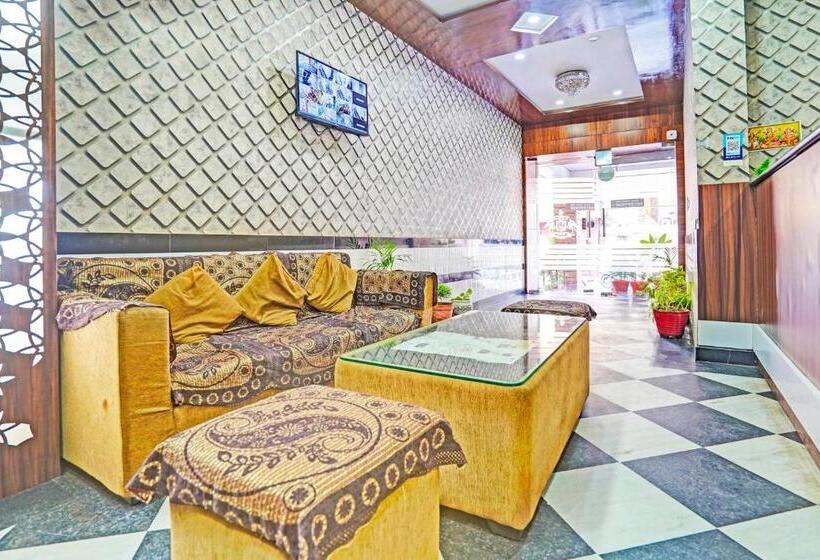 فندق O Royal Inn