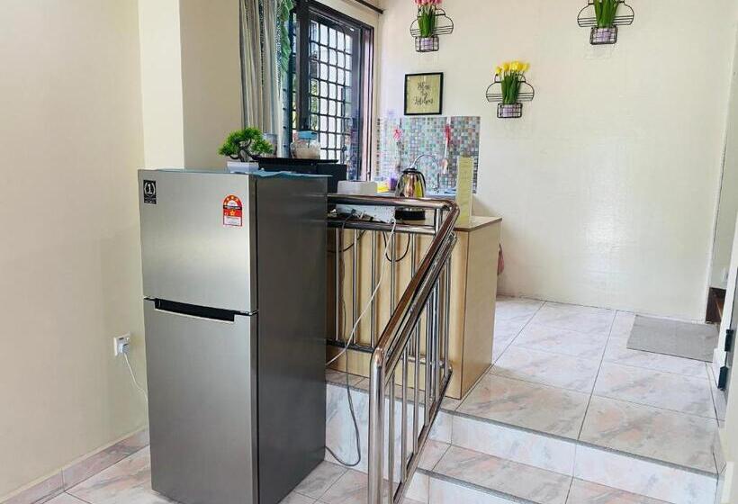 پانسیون 100 Oastel Coliving