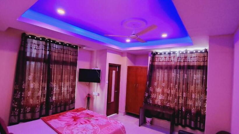 펜션 Shillong Guest House