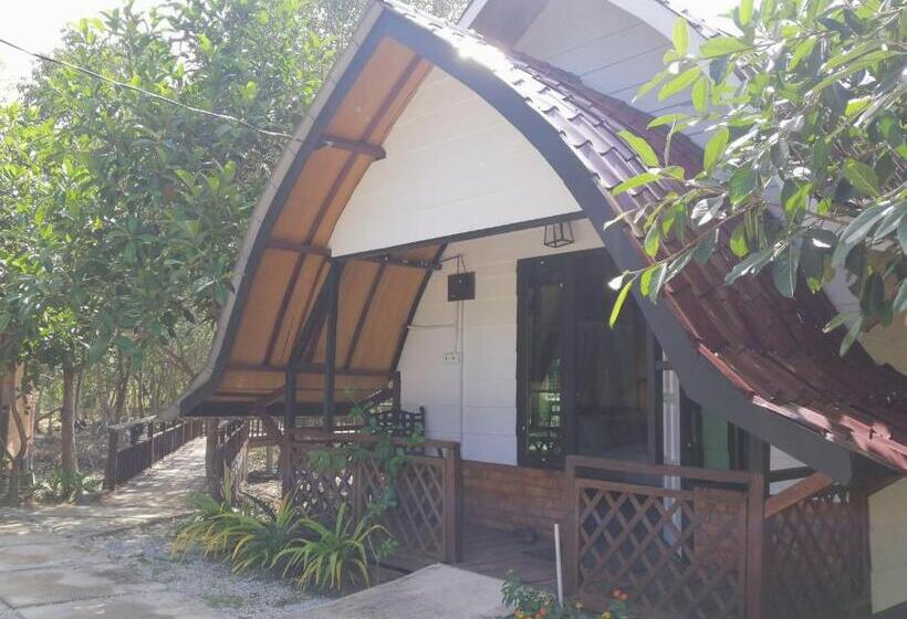 منتجع Api Api Eco Chalet