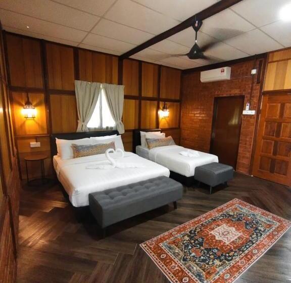 Resort Api Api Eco Chalet