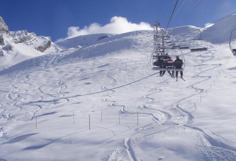 בית מלון כפרי Les Aravis