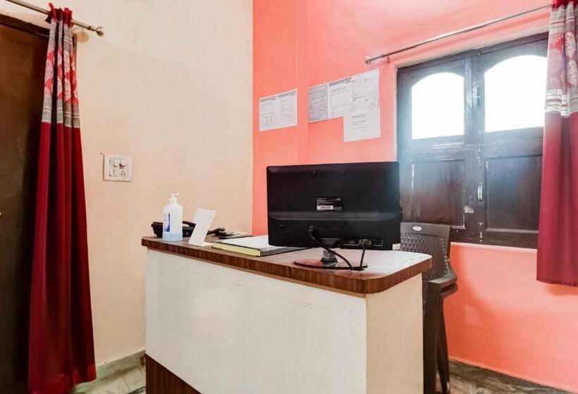 בית מלון כפרי Oyo Flagship Shree Laxmi Guest House