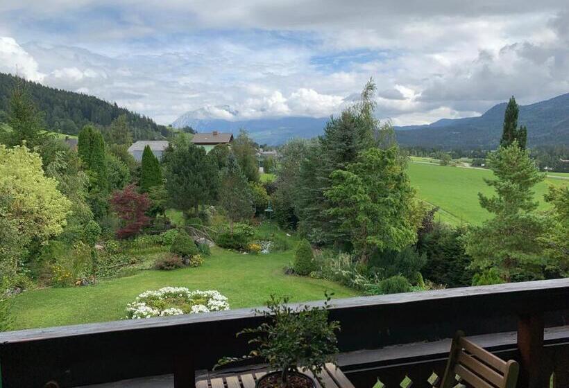 Пансион Ausseerhaus Im Grünen