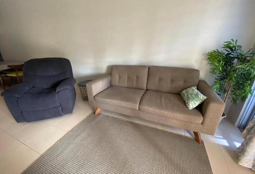 پانسیون Dz Guest House