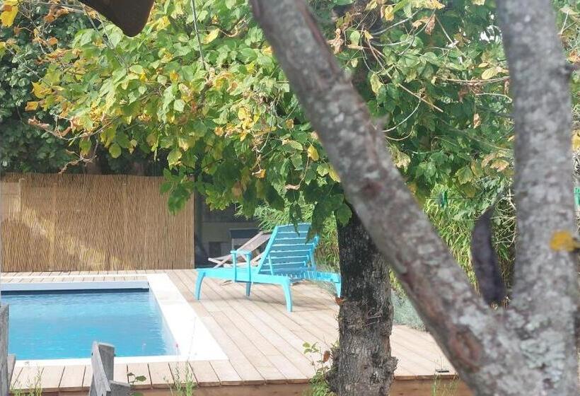 مبيت وإفطار Le Jardin De Gassiot